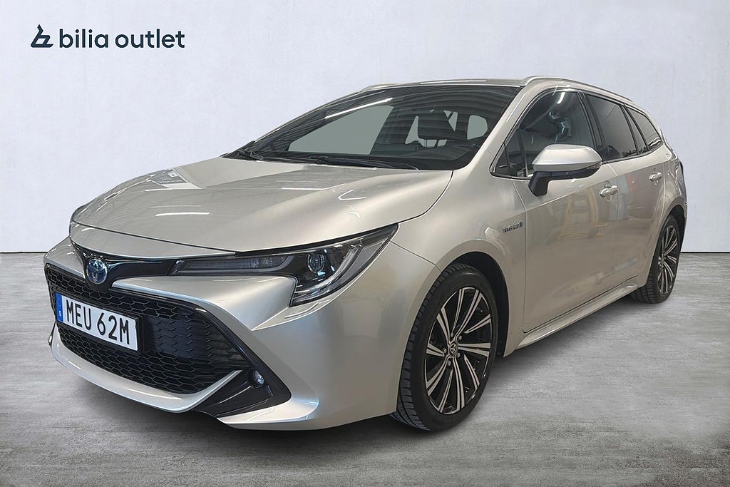 Toyota Corolla Touring Sports Hybrid e-CVT Style B-kam Carplay Adaptiv