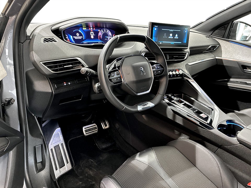 Bild på Peugeot 3008 GT 1.2 PT 130hk Aut B-KAMERA CARPLAY