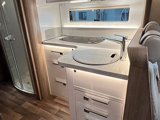 Husbil-integrerad Kabe TM IMPERIAL 860 LGB 17 av 34