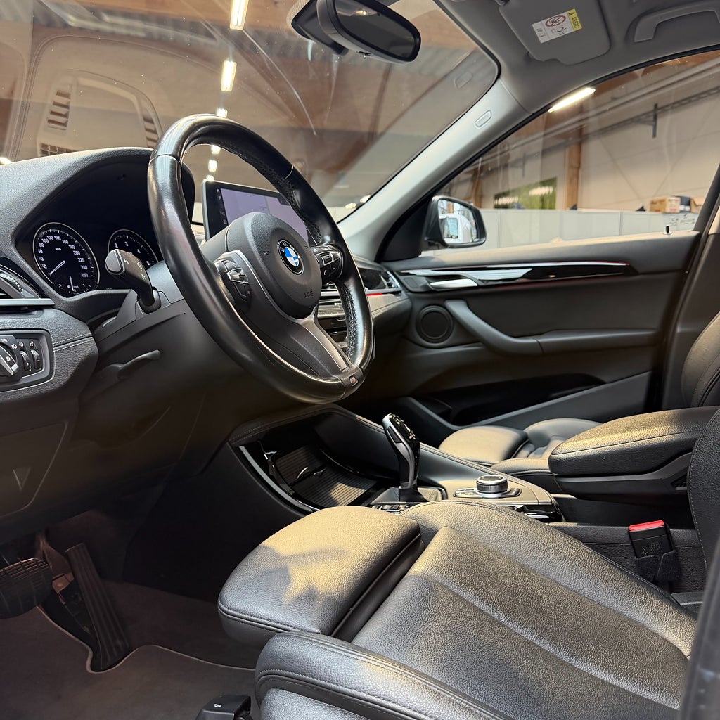 BMW X1 xDrive20d Sport line HUD Carplay Backkamera MOMS