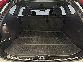Volvo XC60 D4 AWD Classic Dvärm Kamera Rattvärme GPS Drag S/V-hjul
