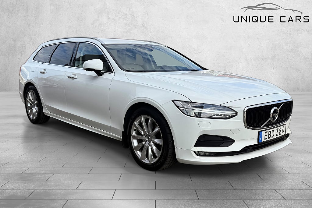 Volvo V90 D4 Geartronic | Momentum | Headup | Dragkrok | Navi