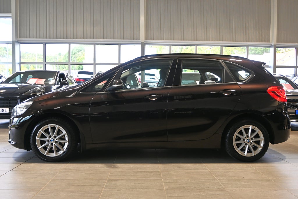 BMW 218i 2016 - miniatyr 2