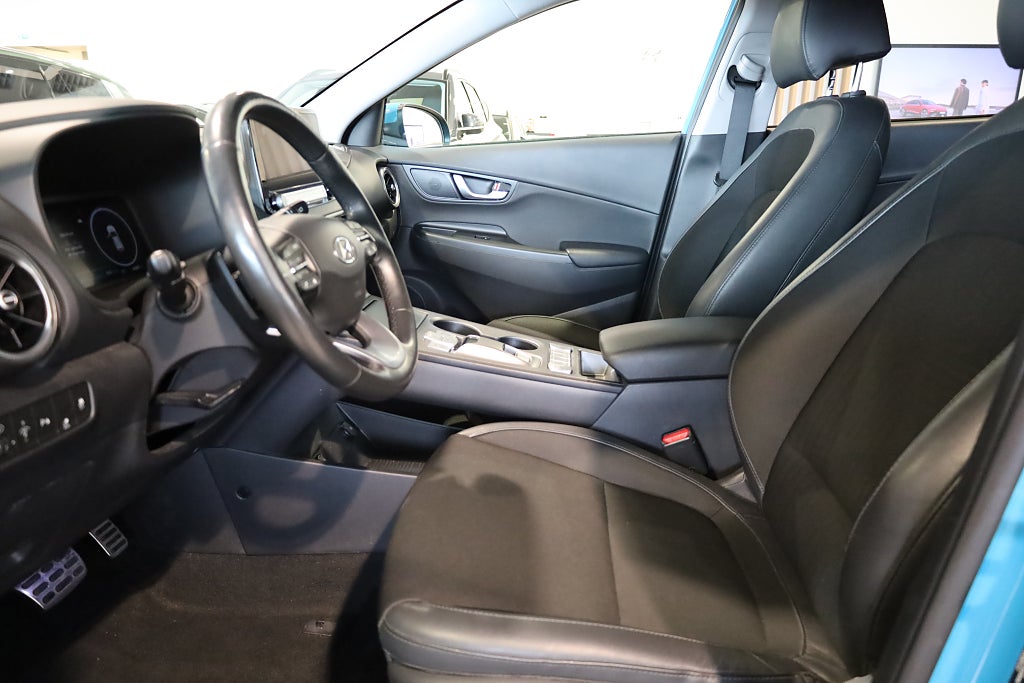 Hyundai Kona 39.2 kWh Essential Navi Kamera Krell Leasbar Rattvärme