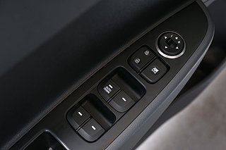 Halvkombi Hyundai i10 19 av 21