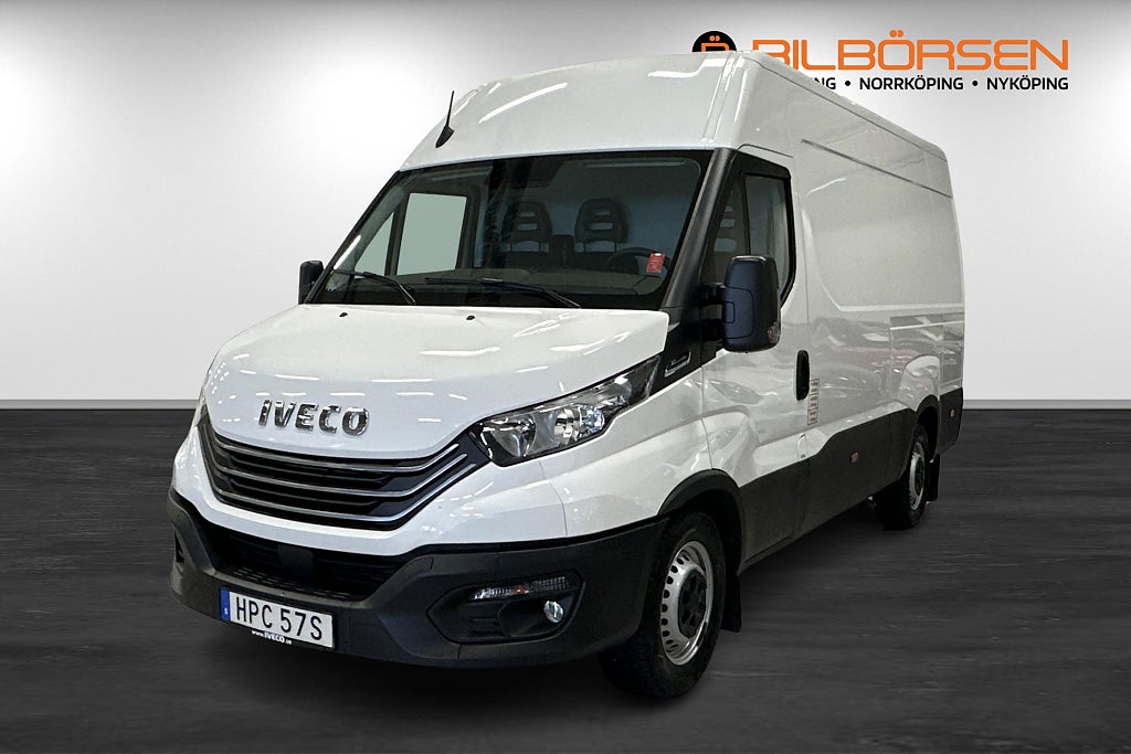 Iveco Daily 35S14A8 Van 12 m3 (Webasto värmare, 3.500 kg dragvikt) 