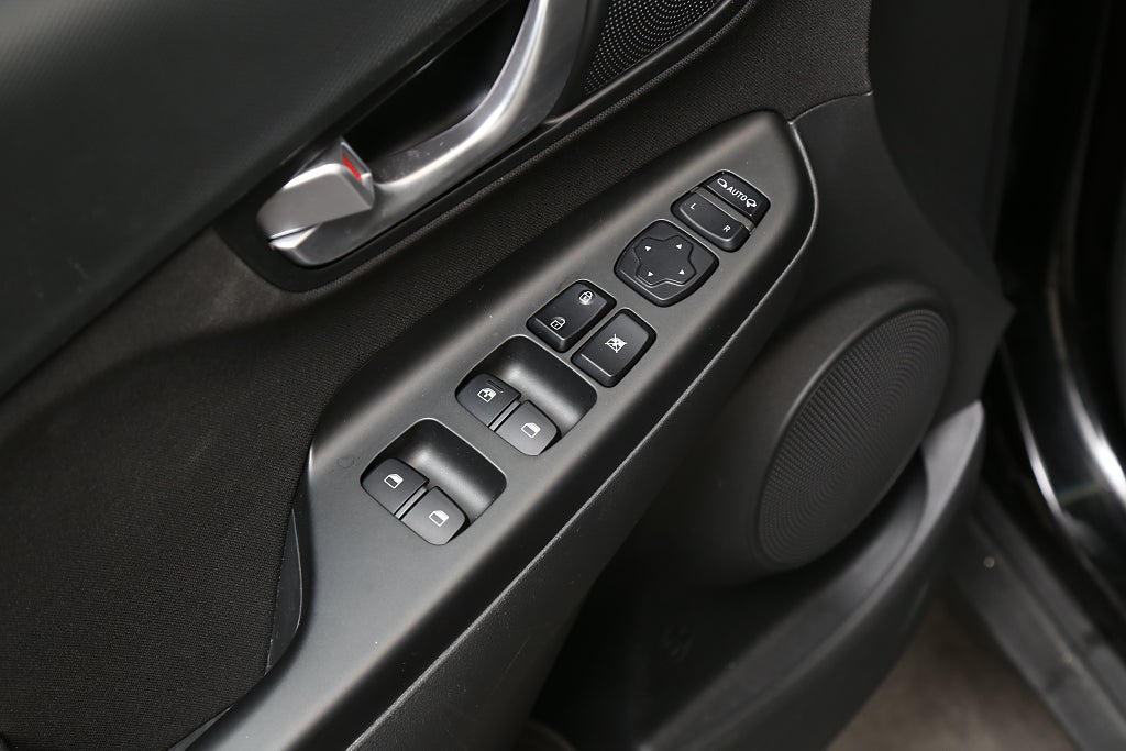 Hyundai Kona 1,0 T-GDI iMT 120hk Essential CarPlay P-sensor Kamera 2022