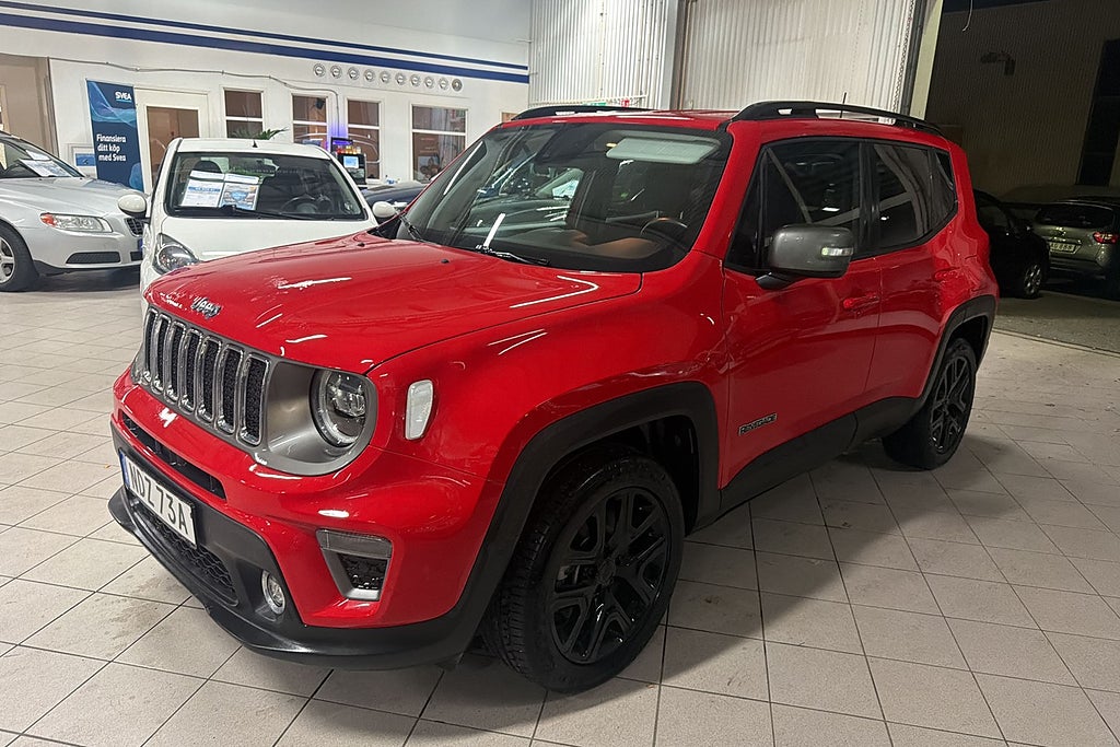 Jeep Renegade 4XE Plug-in Hybrid AWD 190 hk B-kamera/SUPERDEAL 3,95%