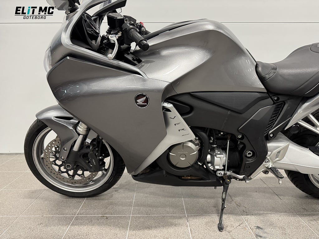 Honda Powersports VFR1200F 2010 - miniatyr 13