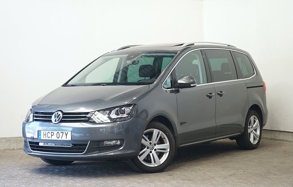 Volkswagen Sharan 7-seater 2.0 TDI Automat Panorama B-kamera Drag 150hk