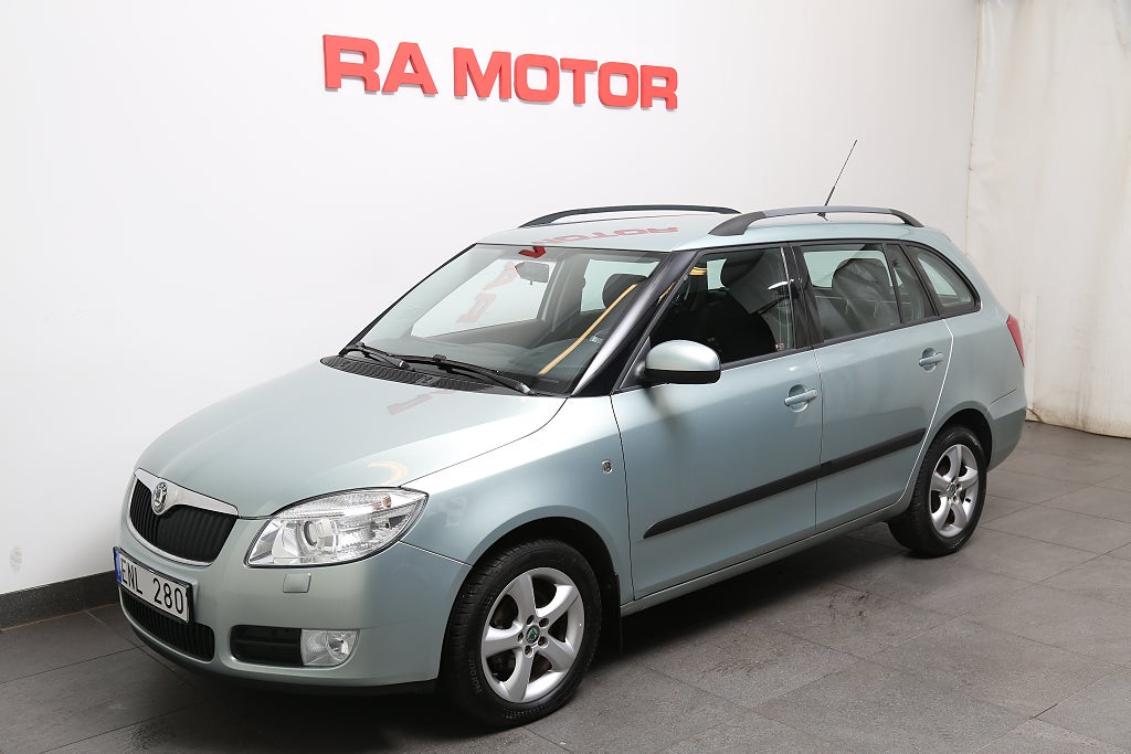Skoda Fabia 1,2 69hk Kombi l 5812mil l Nybesikt l 1ägare 2010