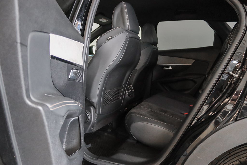 Peugeot 3008 1.5 BlueHDi 130 EAT GT-Paket Navi CarPlay