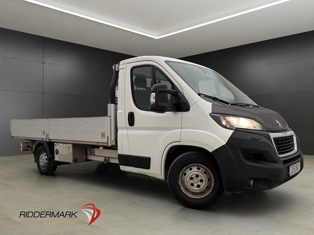 Peugeot Boxer FLAKBIL 163hk Ny-Kamrem Värmare 3-Sits MOMS