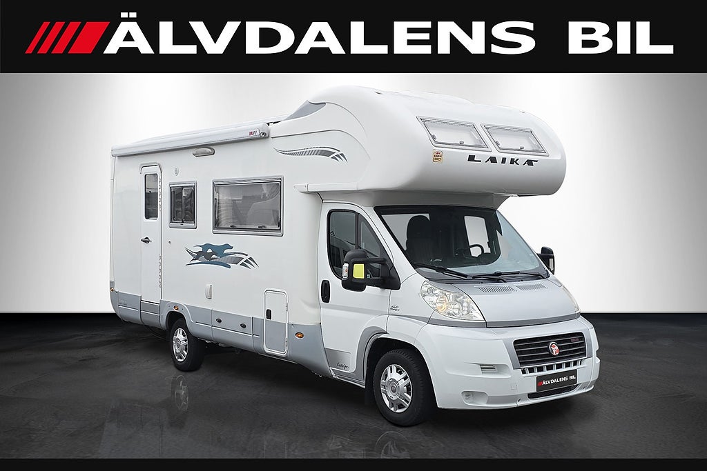 Laika Ecovip 2 Classic 3.0 157hk 1-ägare/3500kg/Solcell/Ugn/Våningssän
