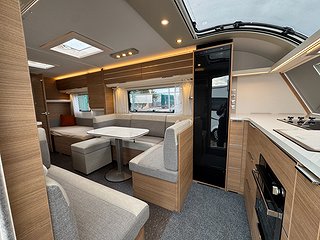 Husvagn, 1-axl Adria  Adora 613 HT 2 av 21