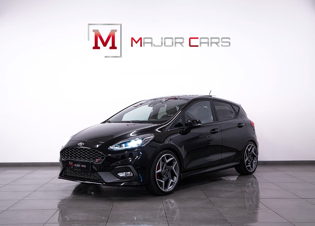 Ford Fiesta ST Performance Milltek Pano B&O B-Kamera Navi