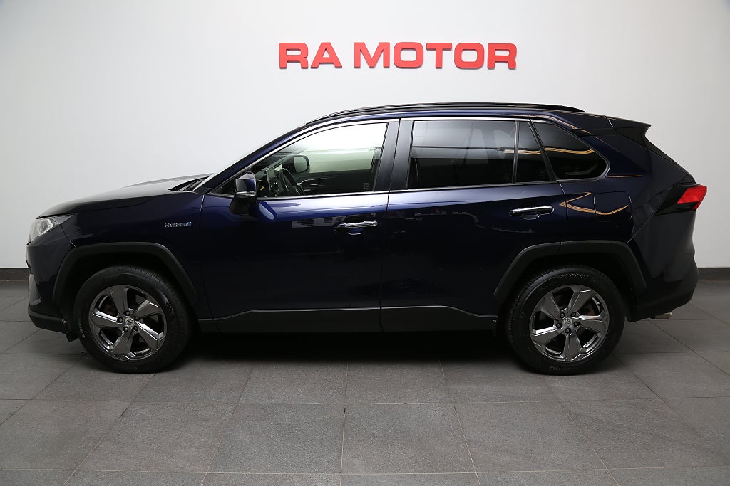 Toyota RAV4 2,5 Hybrid E-CVT Executive 2WD JBL Navi Skinn Dragkrok 2019