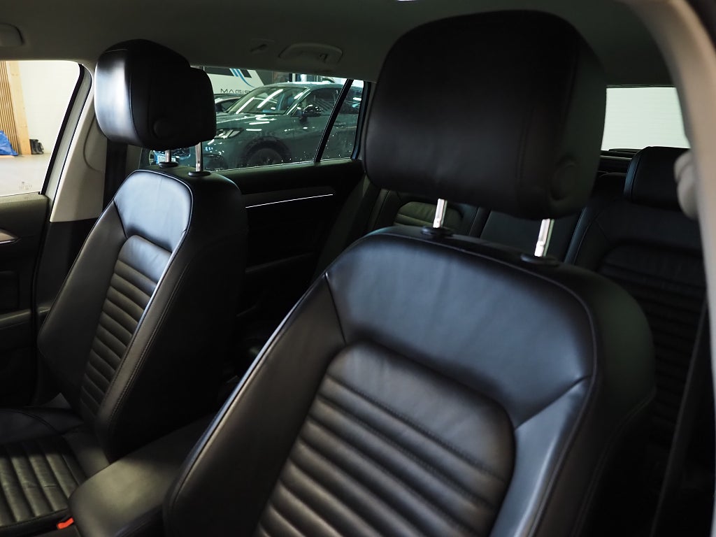 Volkswagen Passat Alltrack TDI 190hk 4M | D-värm | Drag | Cockpit | Skinn | 2018