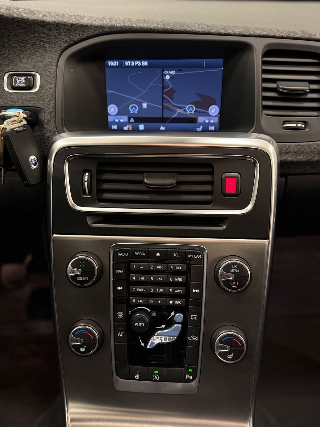 Volvo V60 D3 Momentum Gps Lucka Rattvärme  2 Ägare - miniatyr 18