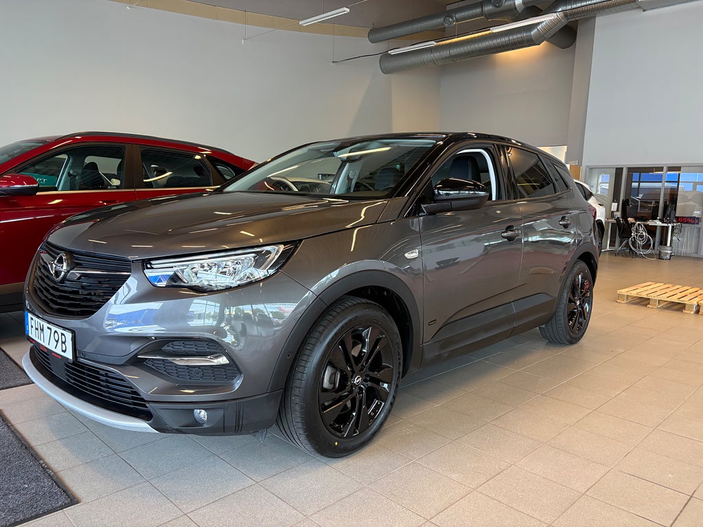 Opel Grandland X Grandland Hybrid4 300 Design Line Drag S&V-hjul