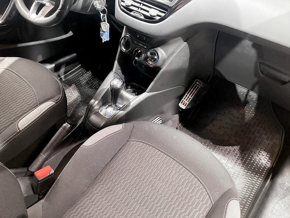 Bild på Peugeot 208 Active 1.2 PT 82hk Aut - DRAG, M-VÄRME MED KUPEUTTAG