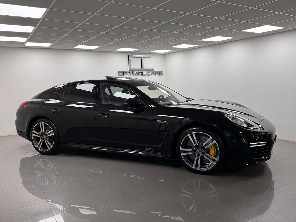 Porsche Panamera 4.8 V8 GTS PDK 4WD Lågmil 1-Ägare 440HK BOSE bild 21