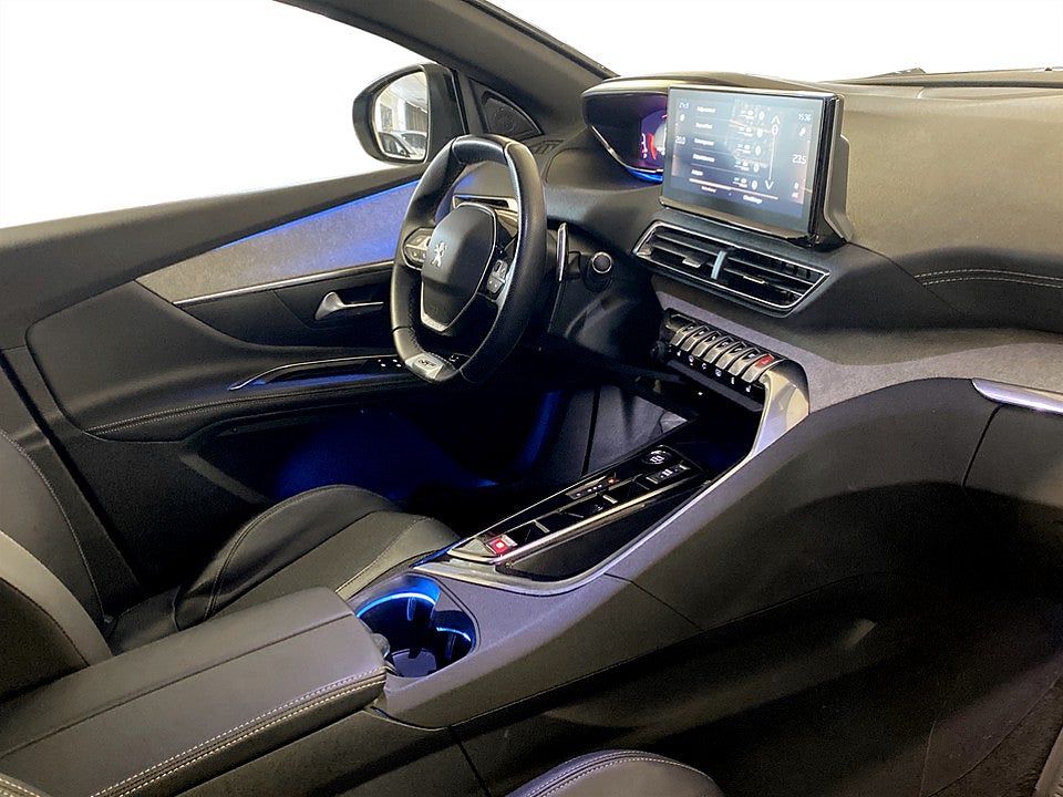 Bild på Peugeot 5008 GT 1.2 PT 130hk Aut 7-SITS B-KAMERA NAV