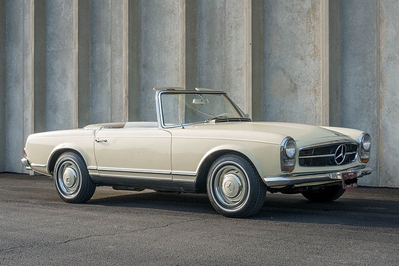 Mercedes-Benz 230 SL Pagoda