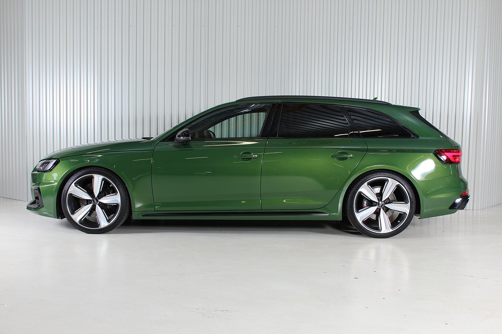 Audi RS4 Avant Quattro 450hk Sonoma Green Metallic