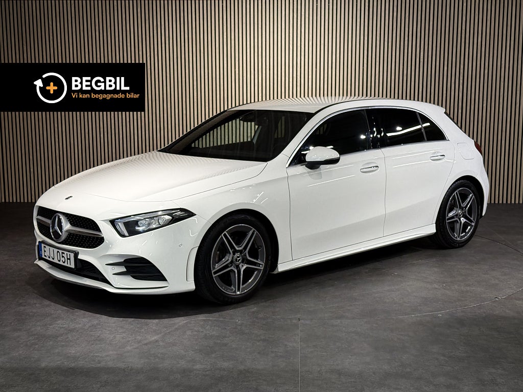 Mercedes-Benz A 180 7G-DCT AMG Line/Kamera/widescreen/svart innetak