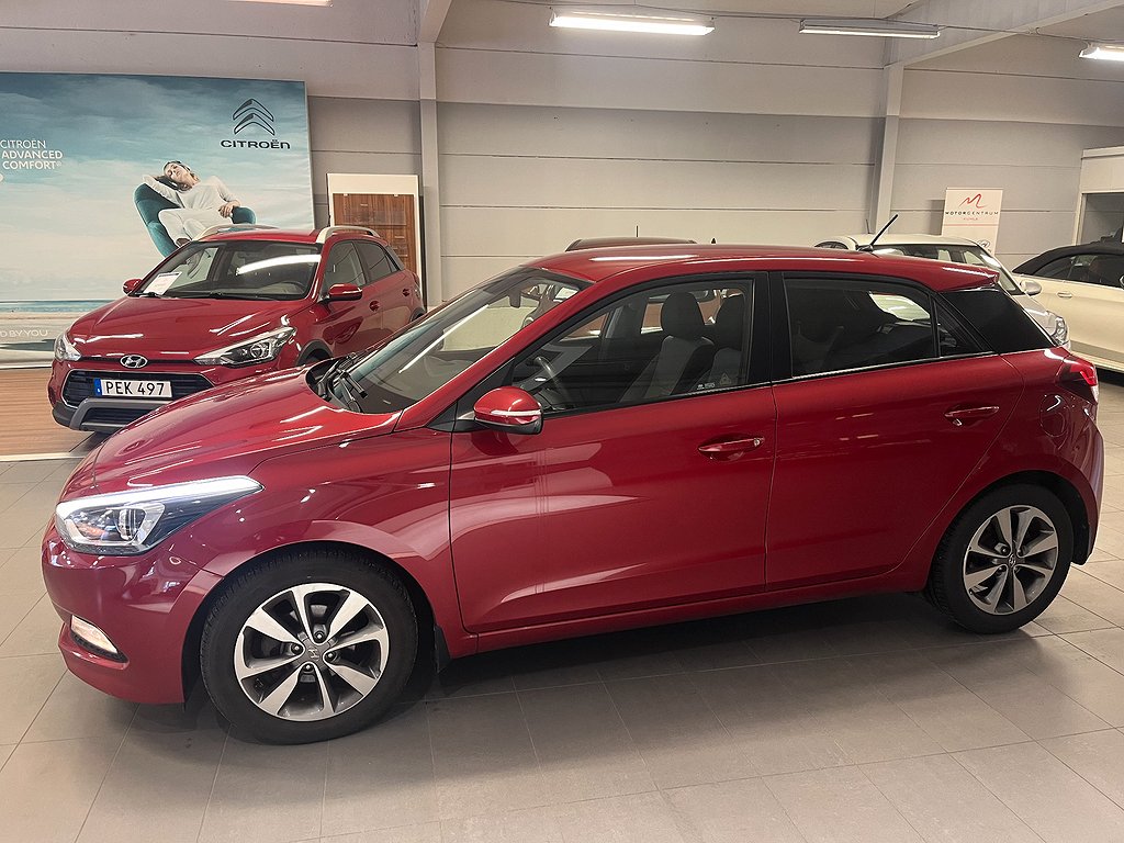 Hyundai i20 1.4 M6 Premium (sommar+vhjul)