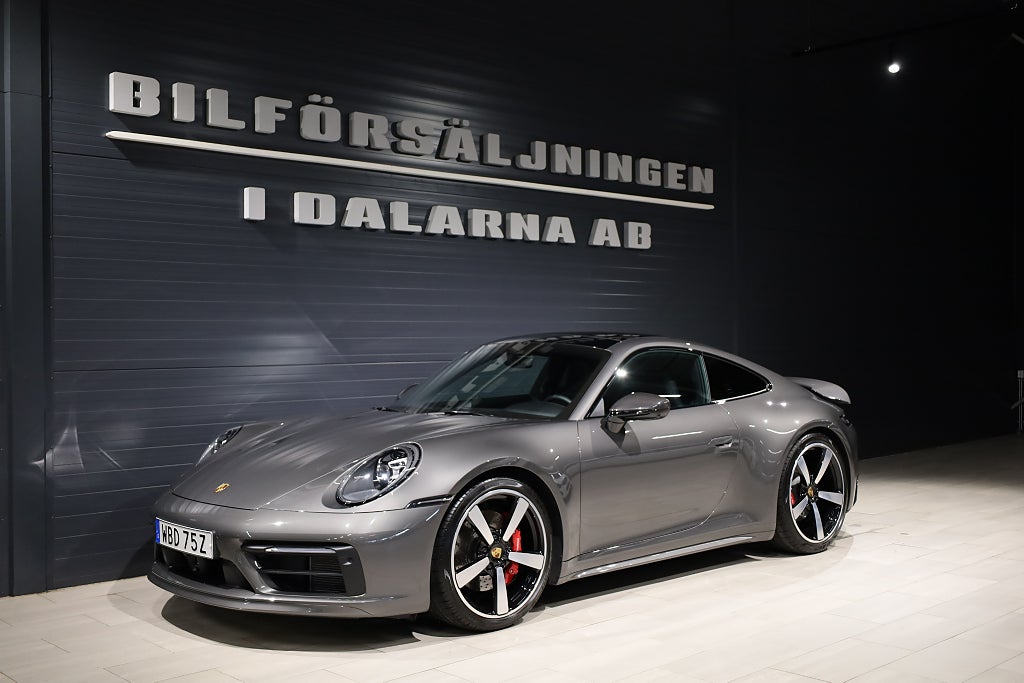 Porsche 911 Carrera 4S