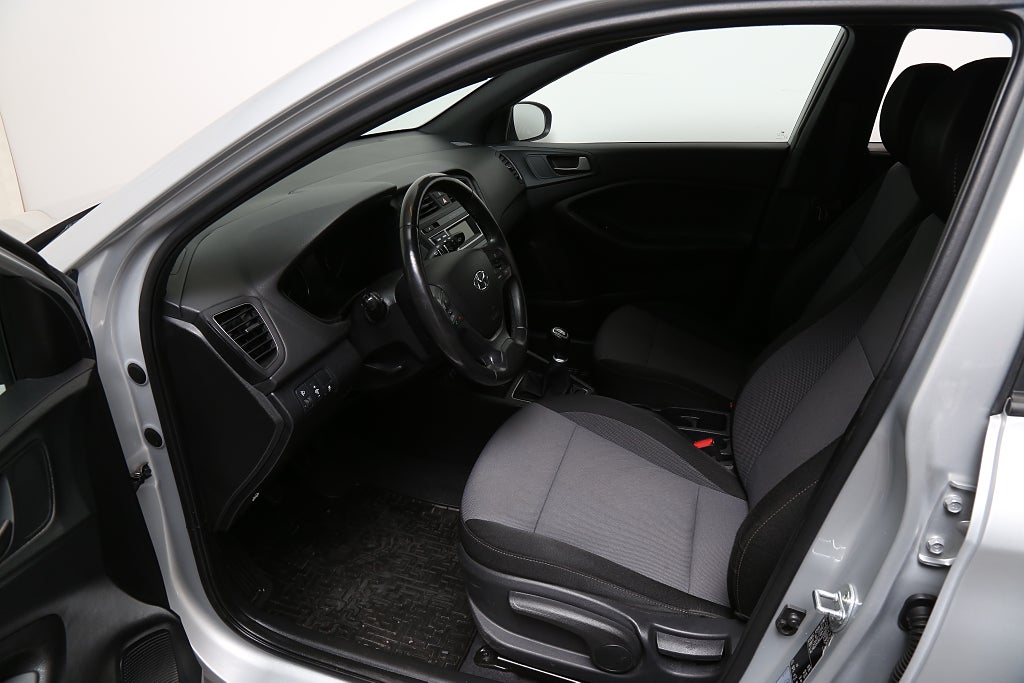 Hyundai i20 1,2 Move! 5D Bluetooth Dragkrok 2018