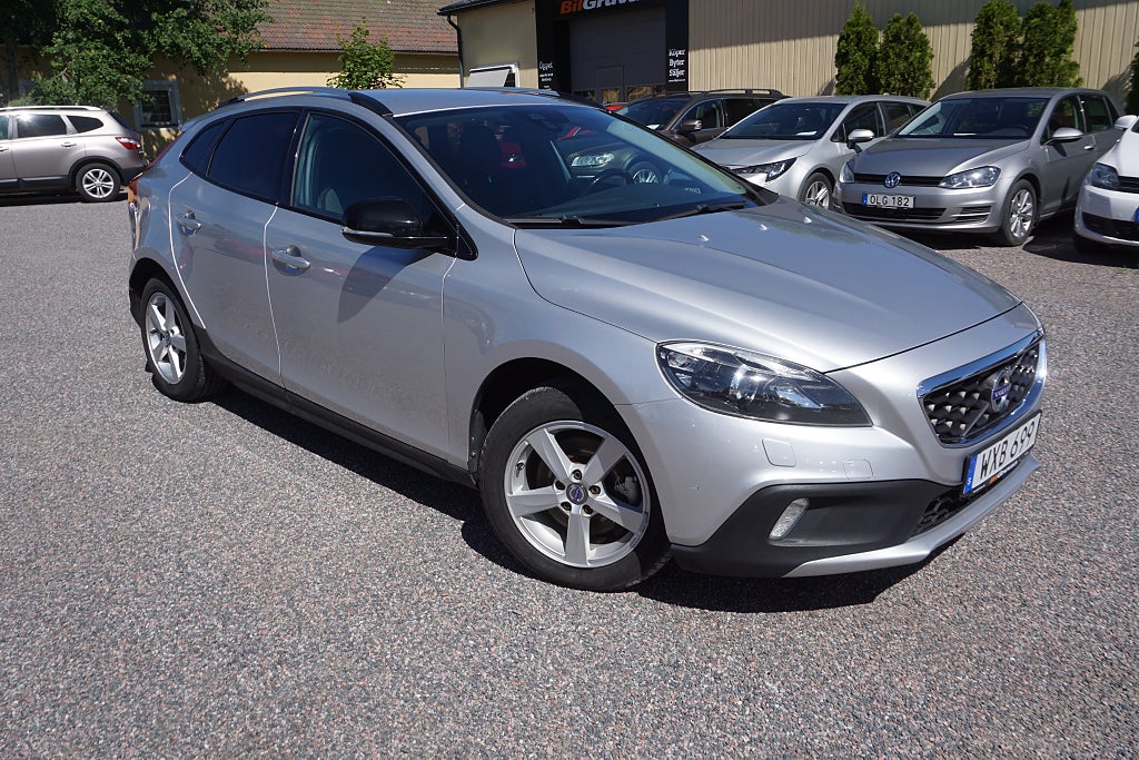 Volvo V40 Cross Country D2 Momentum VOC/Drag/GPS