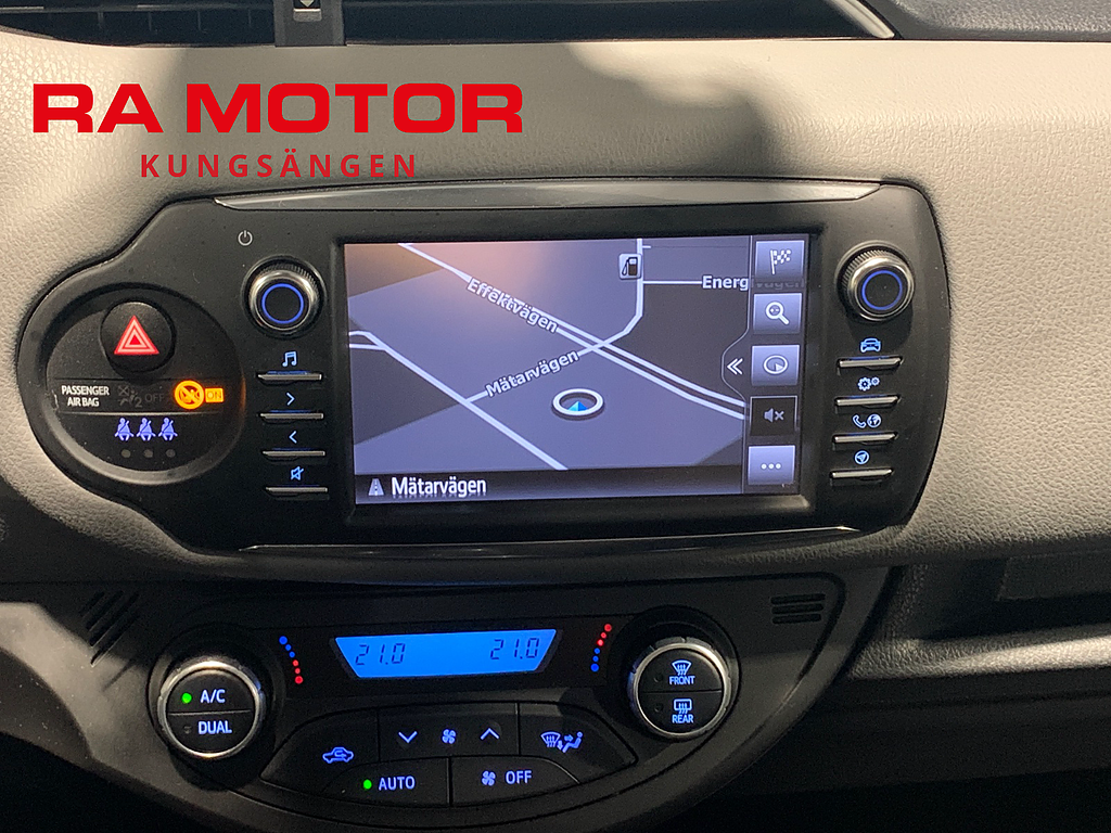 Toyota Yaris Hybrid Active | Kamera | P-sensorer 2018