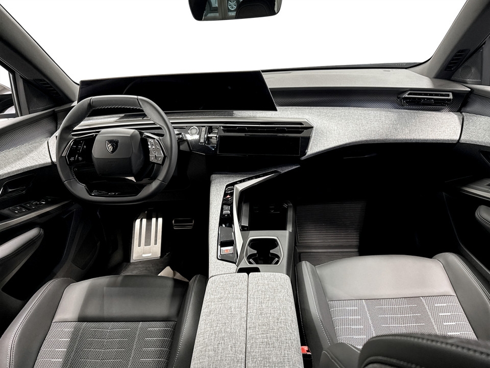 Peugeot 5008 Edition PHEV 195hk 2026, bild 3/33