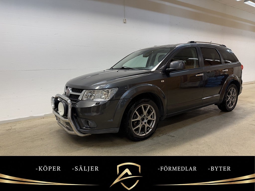 Fiat Freemont 2.0 Multijet 4x4 B-kamera/Dragkrok/Nybesiktad/Nyservad