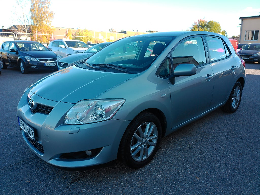Toyota Auris 5-dörrar 1.6 Valvematic Euro 5