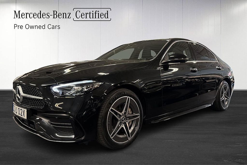 Mercedes-Benz C300 e Sedan | AMG Line | Burmester 3D | Ma...