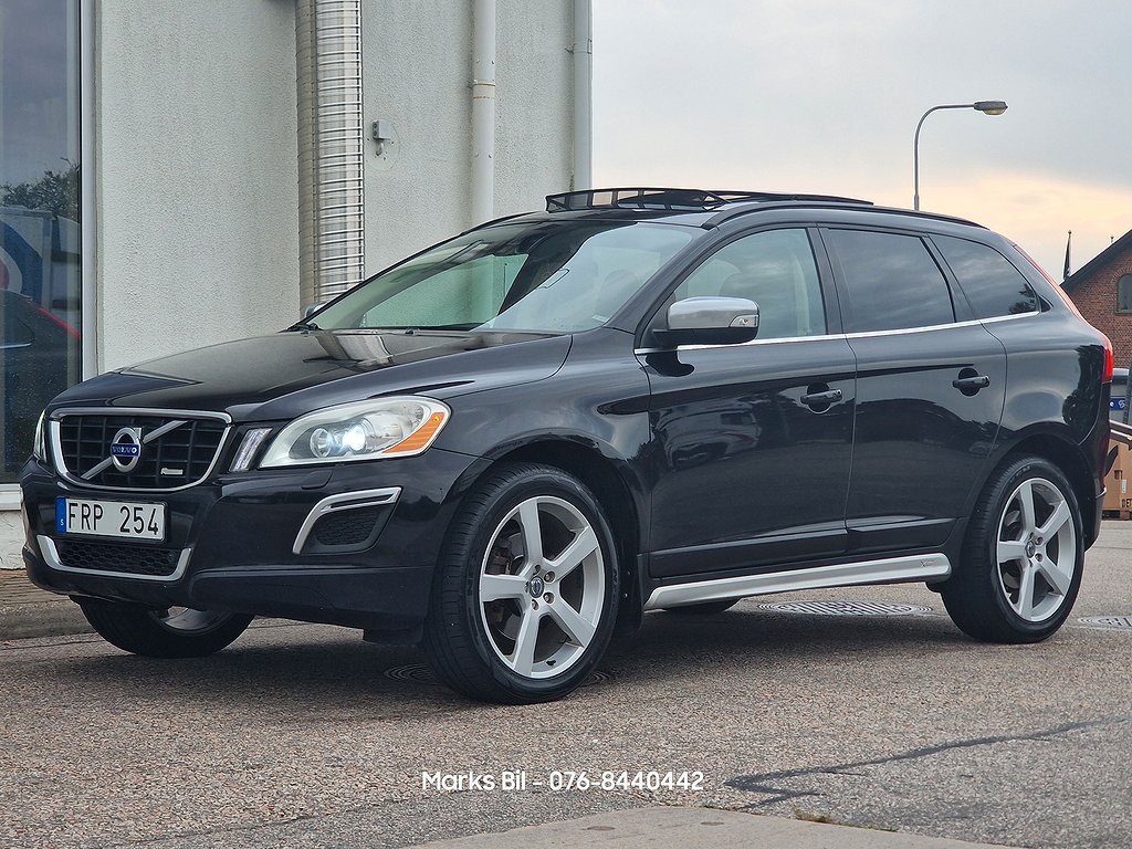 Volvo XC60 D5 AWD Geartronic Momentum, R-Design/Pano/Drag