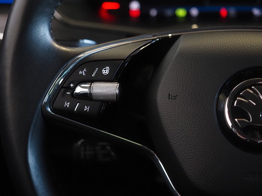 Skoda Superb iV 218hk Plug-in Business Edition |Drag|Navi| 2021