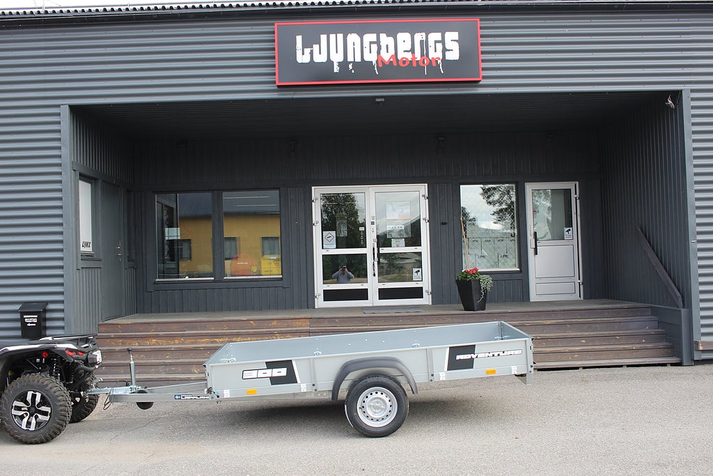 4P 300 Adventure 750kg