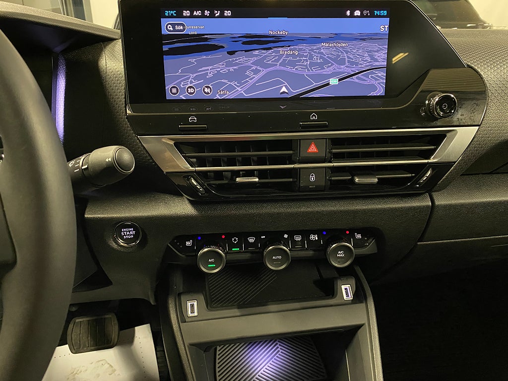 Bild på Citroën C4 X SHINE 1.2 PureTech 130hk AUT Nav/Back/Carplay