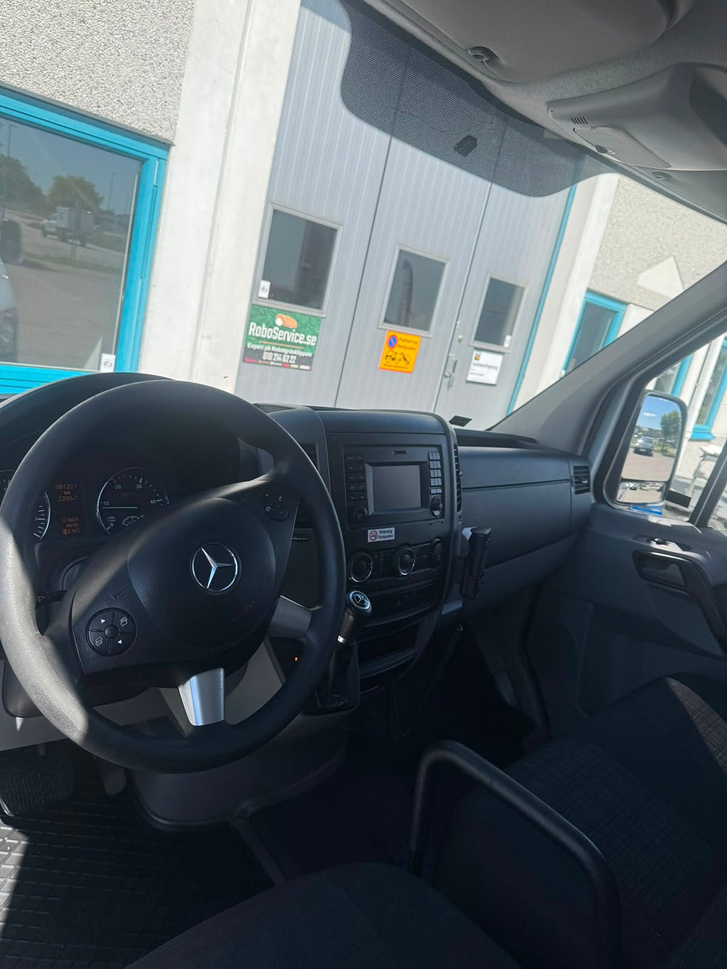 Mercedes-Benz Sprinter 311 CDI 7G 114HK Maxi|Automat|GPS|B-Kamera|Värmare