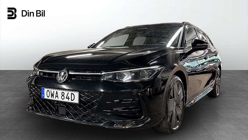 Volkswagen Passat R-LINE 1.5 TSI EHYBRID Drag P-värmare/Panorama