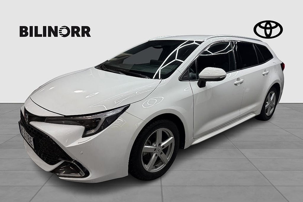 Toyota Corolla Touring Sports Hybrid 1,8 STYLE V-HJUL