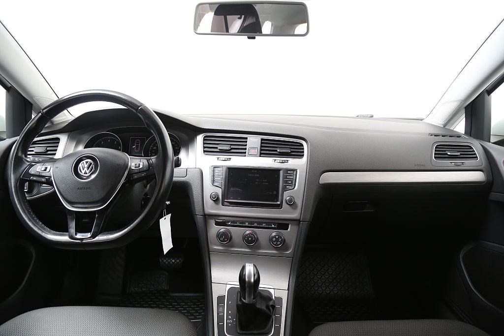 Volkswagen Golf 1,2 TSI 110hk DSG Sportscombi CarPlay Kamera 2017