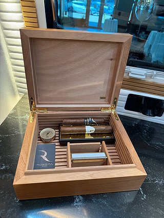 Husbil-halvintegrerad Robeta Schumacher Edition 12 av 27