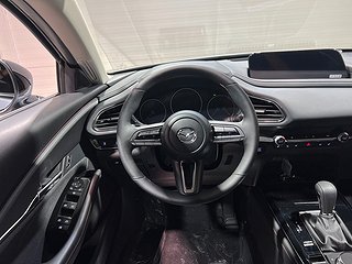 SUV Mazda CX-30 18 av 21