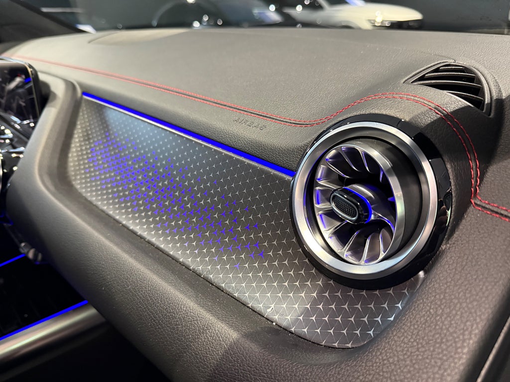 Mercedes-Benz EQA 300 4MATIC AMG Advanced Vinterpaket - bild 6